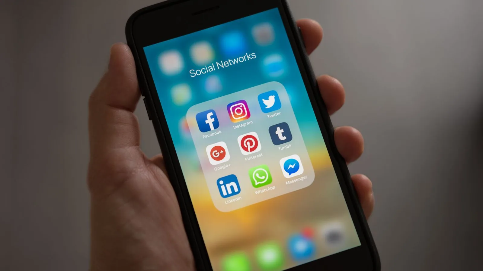 Imagem ilustrativa: WhatsApp no site: boas práticas para gerar mais contatos